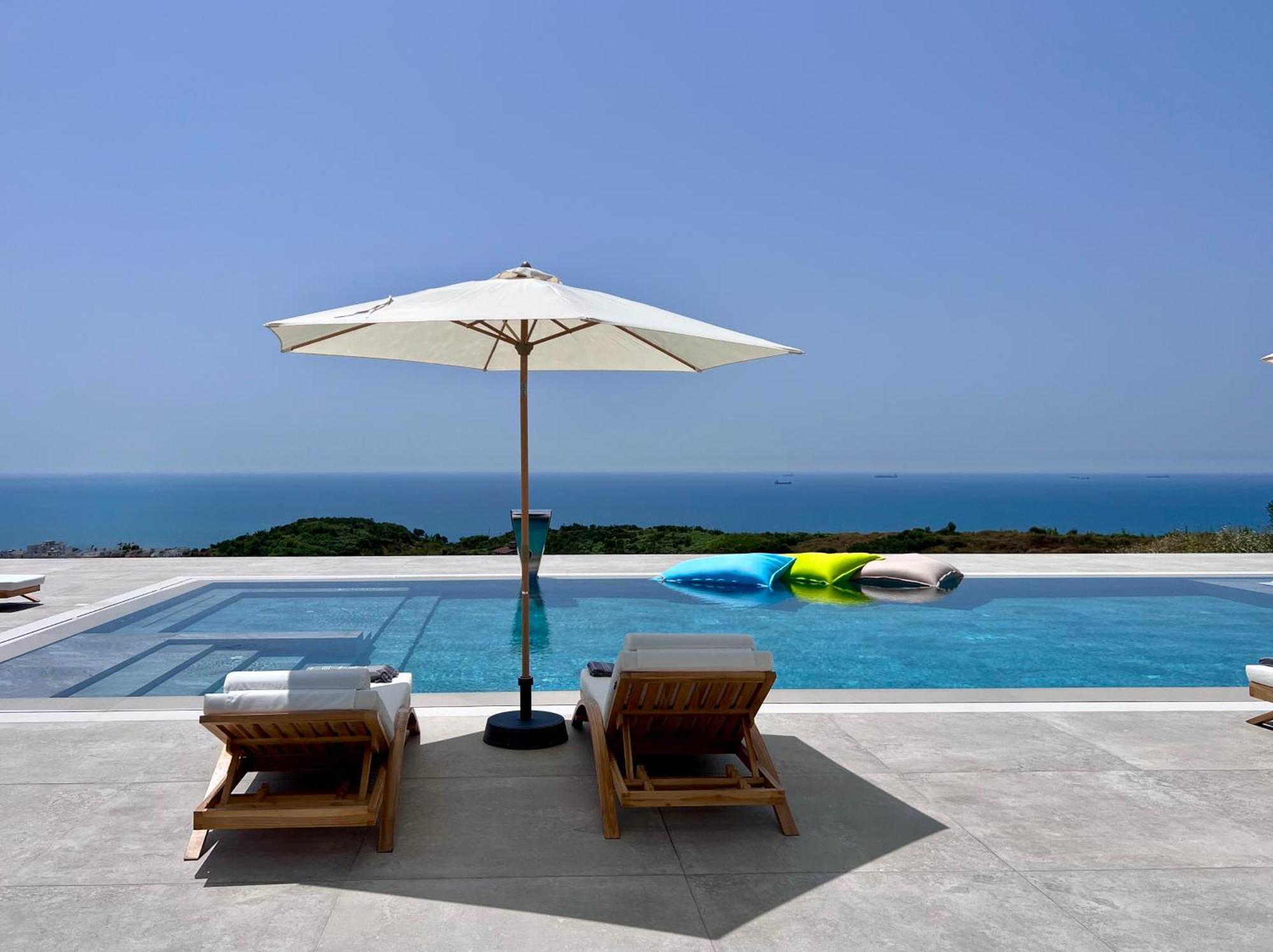 Villa Esmi Durres Kryemëdhej Eksteriør billede