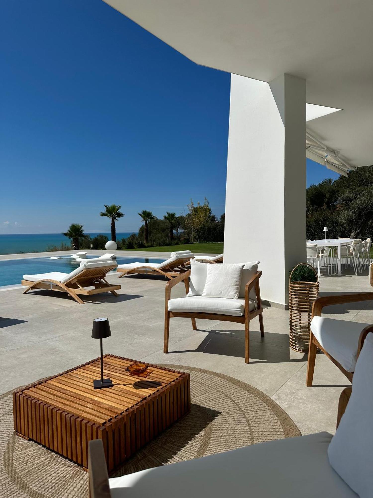 Villa Esmi Durres Kryemëdhej Eksteriør billede