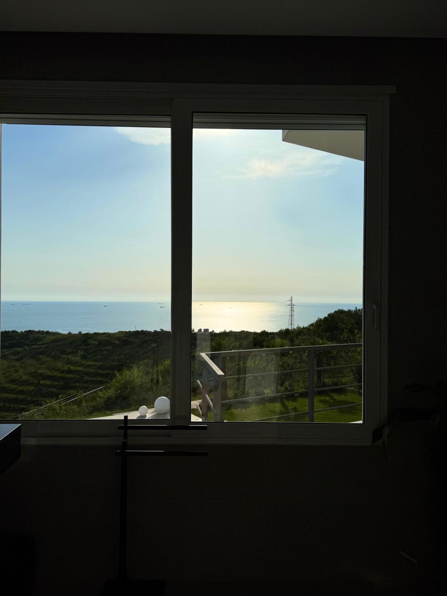 Villa Esmi Durres Kryemëdhej Eksteriør billede